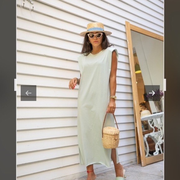 Midi dress with Shoulder Pads - Picture 3 of 3